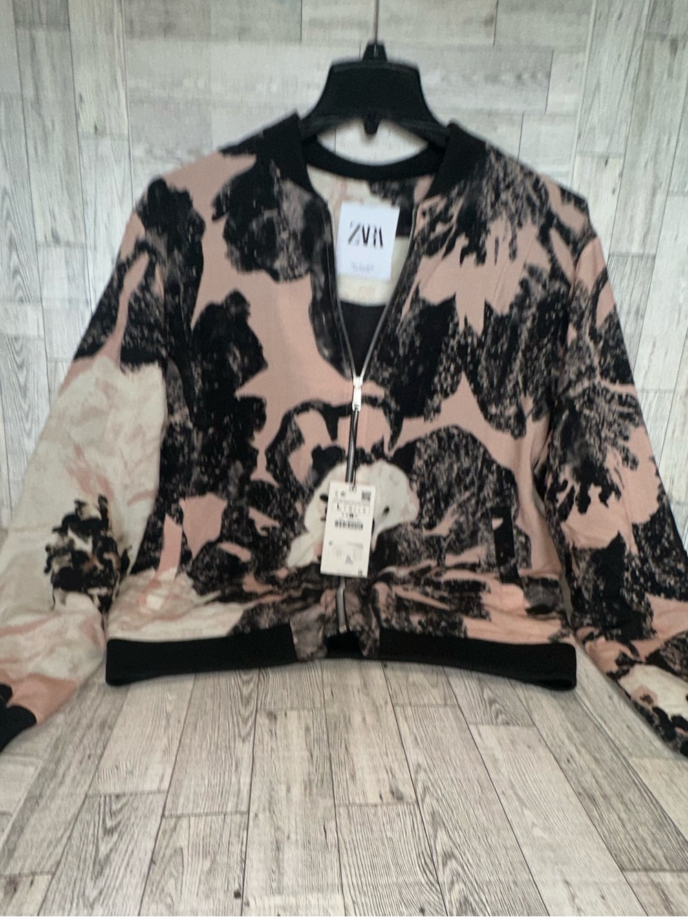 New w Tags! Mens size L Zara Black & Blush Floral Bomber Jacket